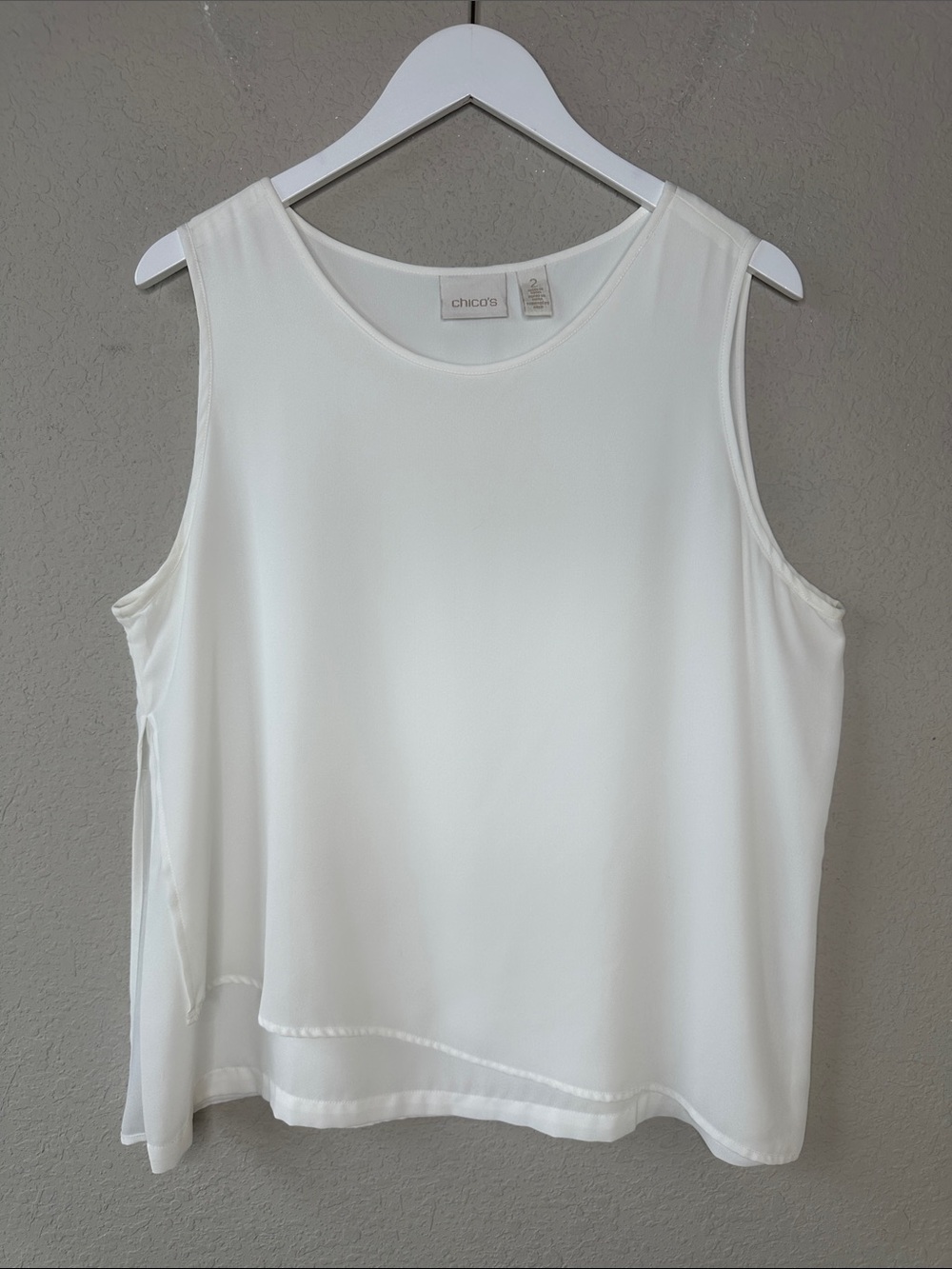 Chico's Women's Sleeveless Layered Look Blouse‎ Size Chico's 2 Cream Color